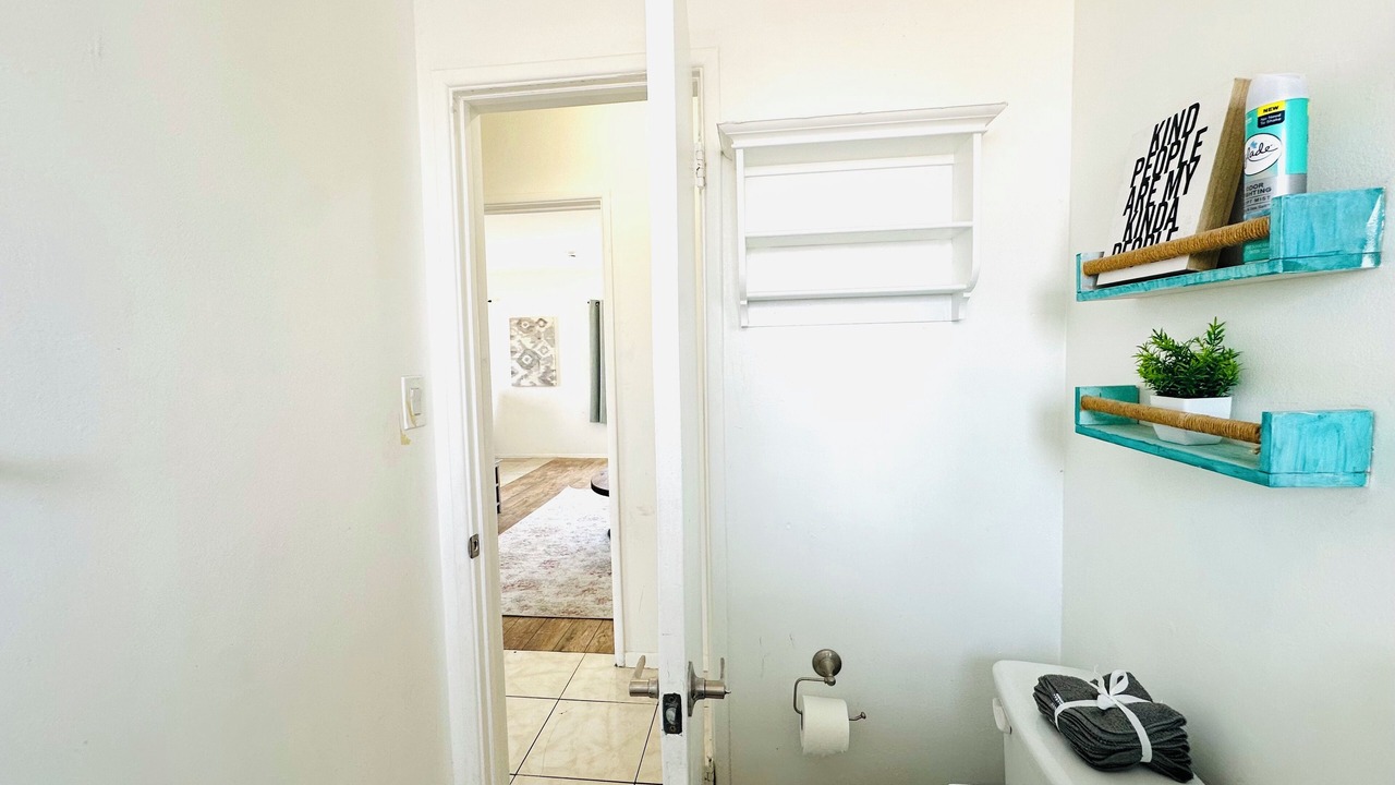 Photo of Bathroom in Los Angeles
