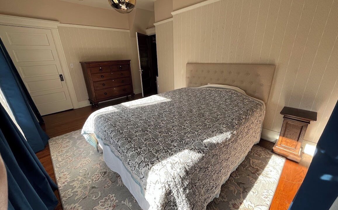 Photo of Bedroom in North Central
