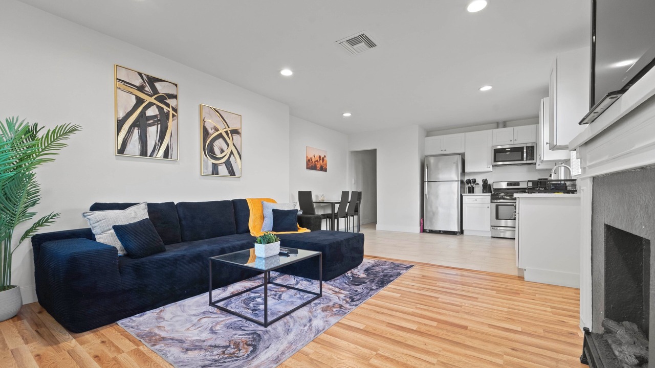 Photo of Livingroom in Lynwood