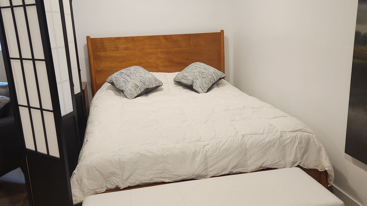 Photo of Bedroom in Central Escondido