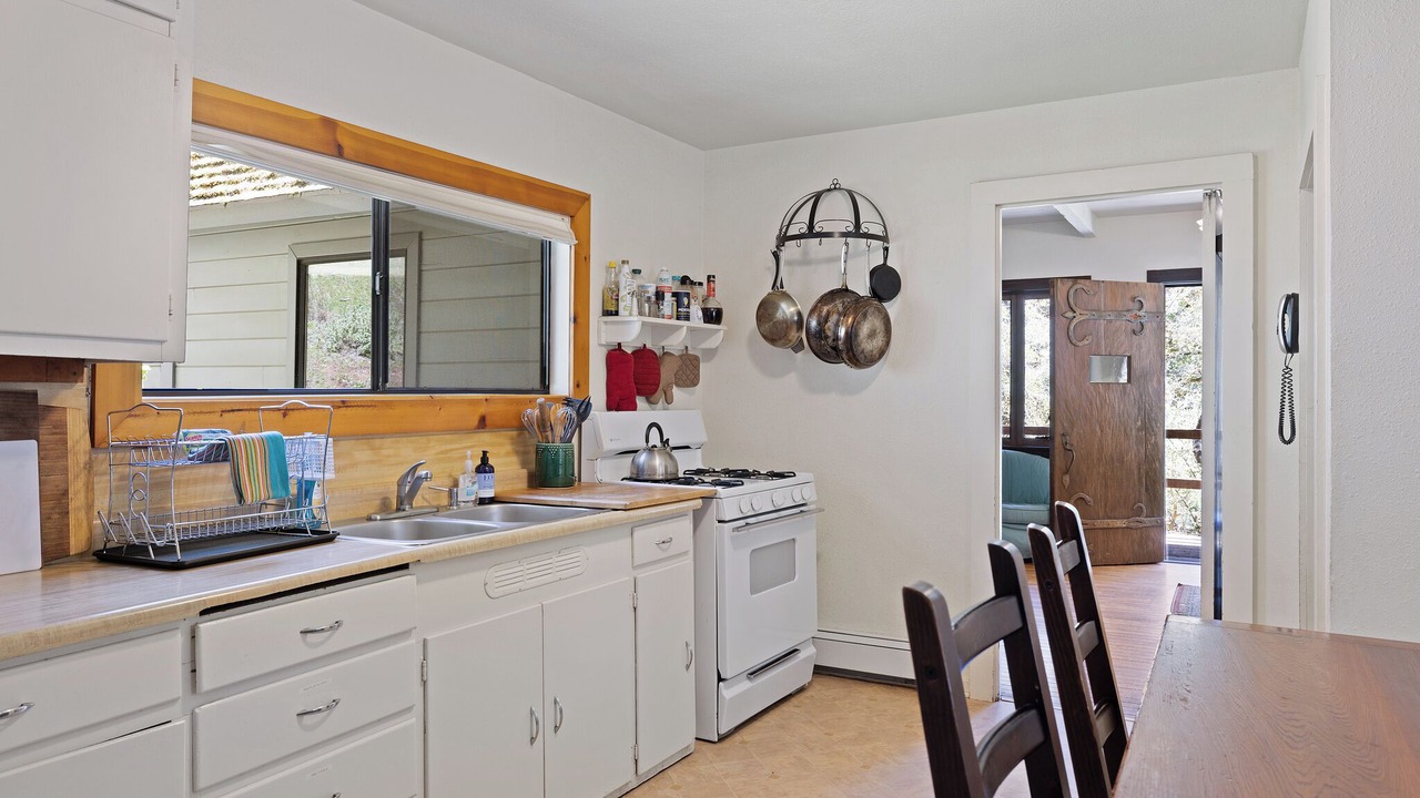 Photo of Kitchen in Redwood Valley