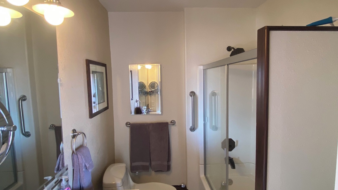 Photo of Bathroom in Canyon Country