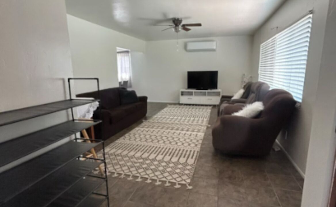 Photo of Livingroom in Lake Elsinore