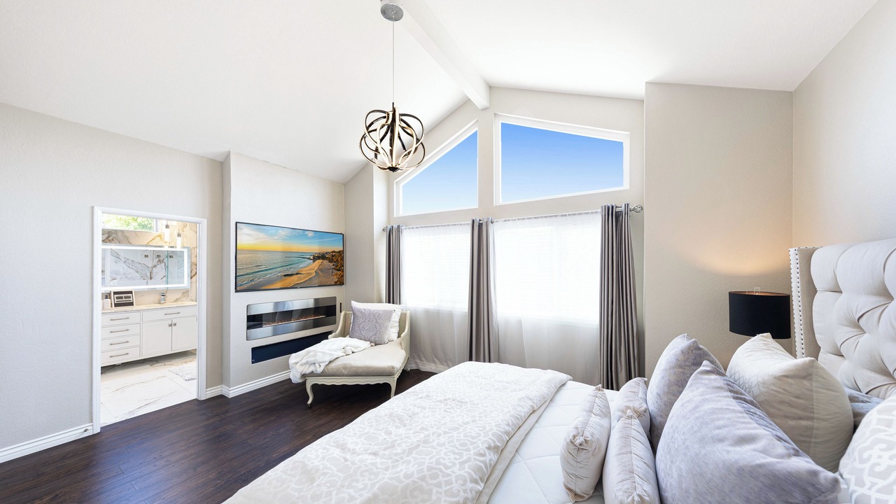 Photo of Bedroom in Orange