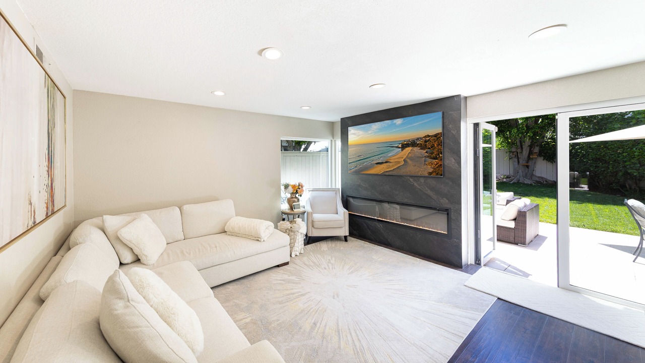 Photo of Bedroom in Orange