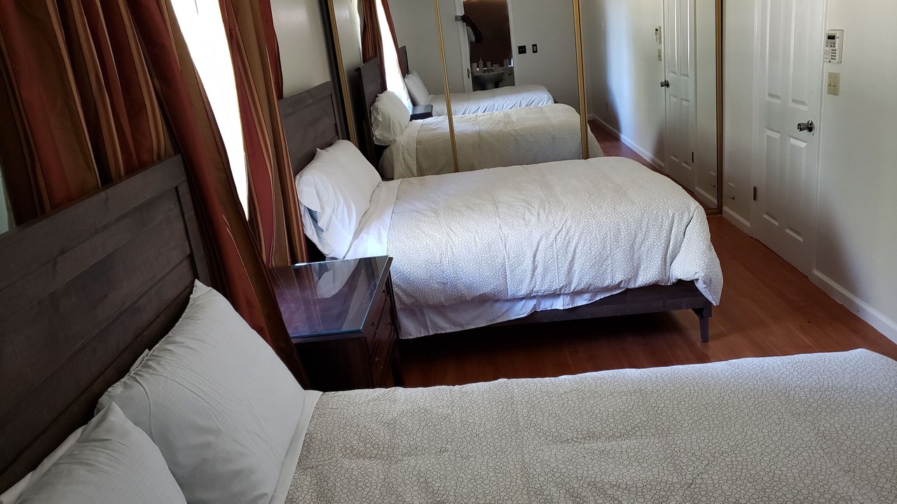 Photo of Bedroom in Coarsegold