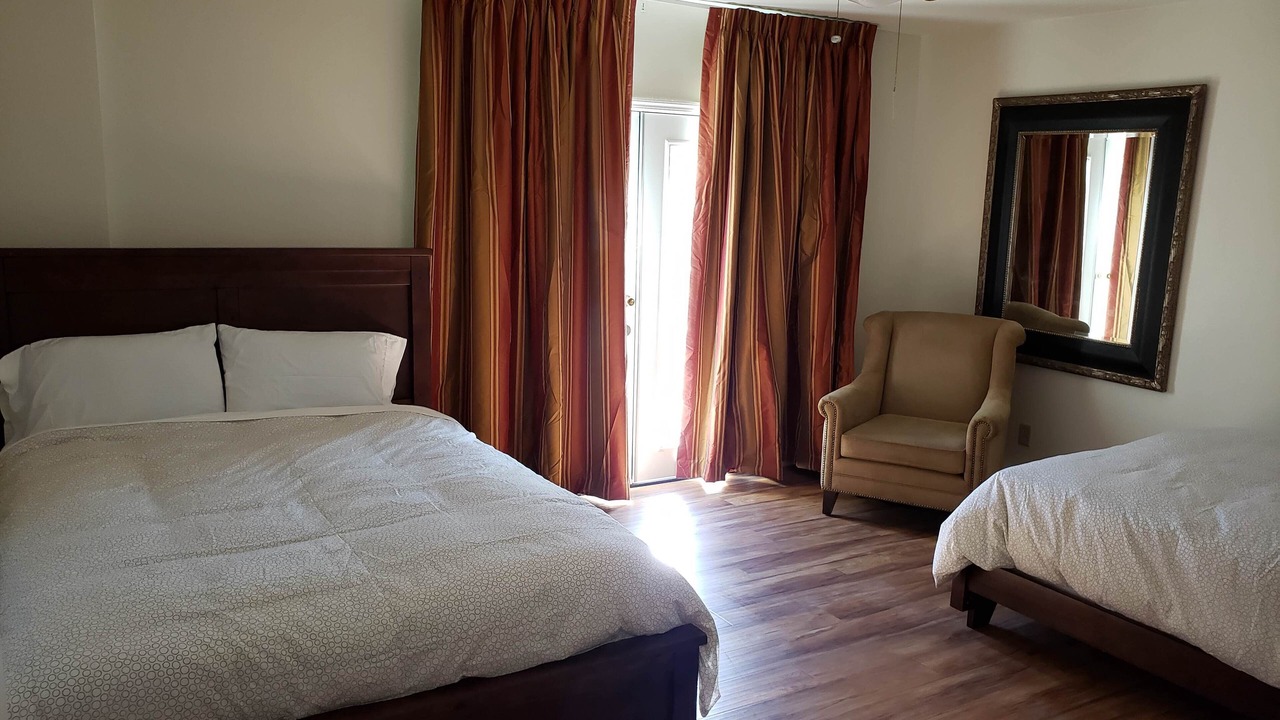 Photo of Bedroom in Coarsegold