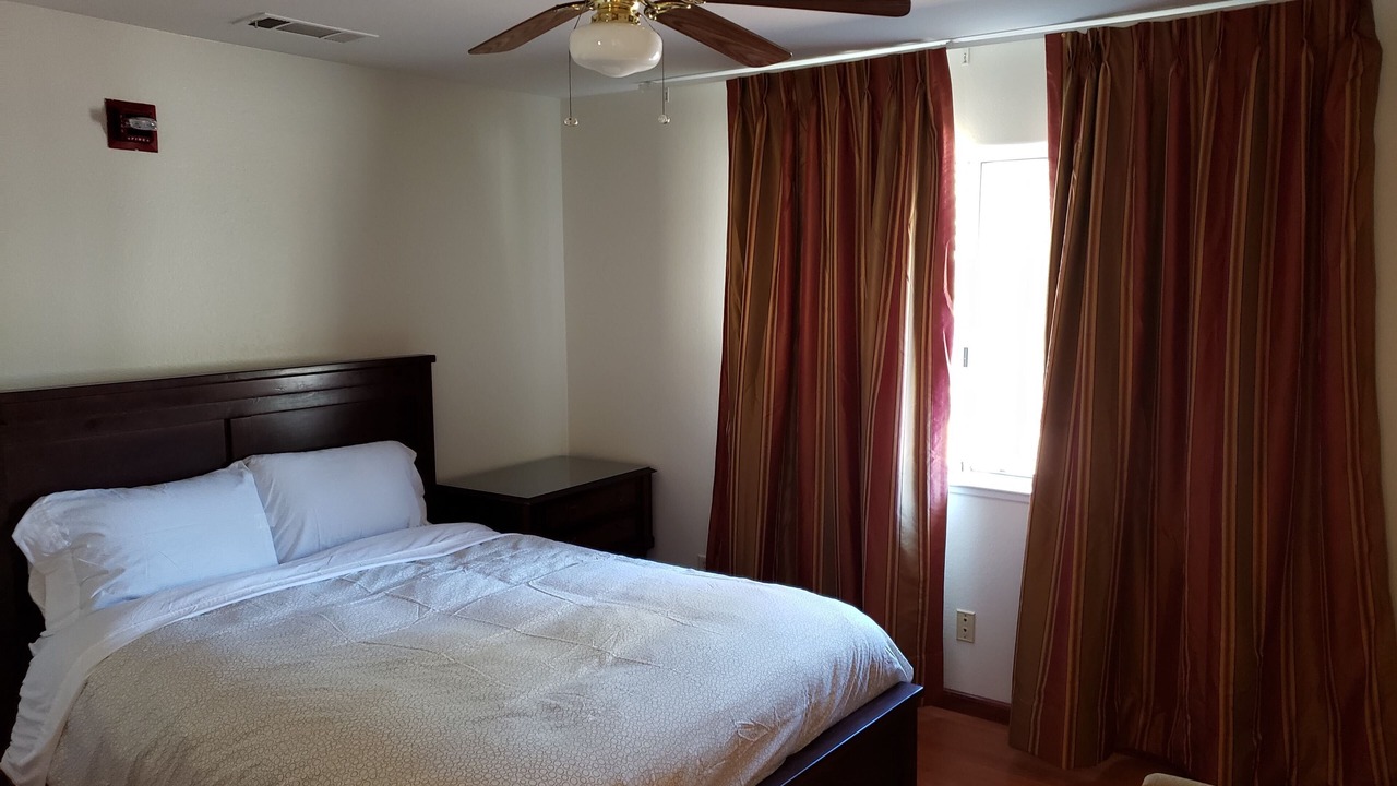 Photo of Bedroom in Coarsegold