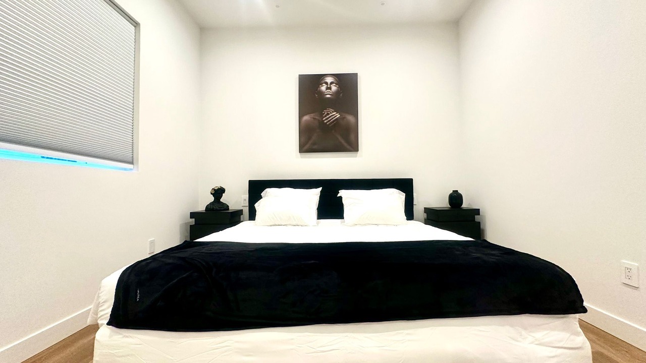 Photo of Bedroom in West Hills