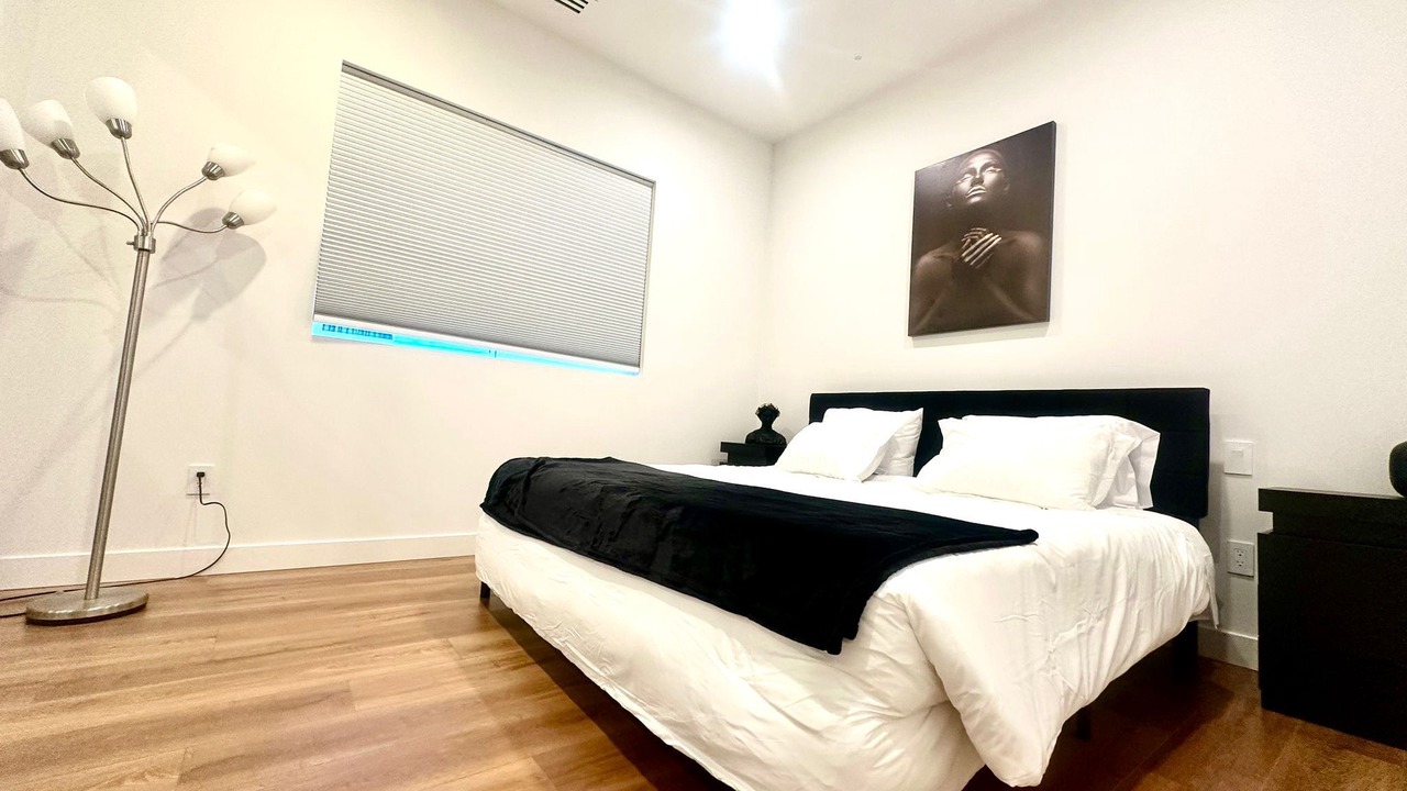 Photo of Bedroom in West Hills