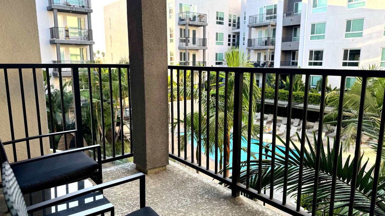 Photo of Patio Balcony in Lyon Street