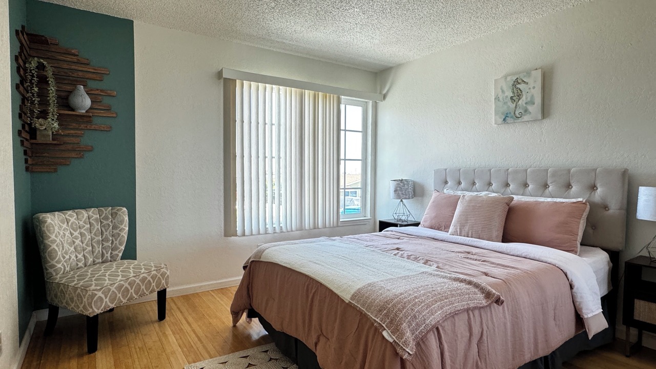 Photo of Bedroom in Seaside