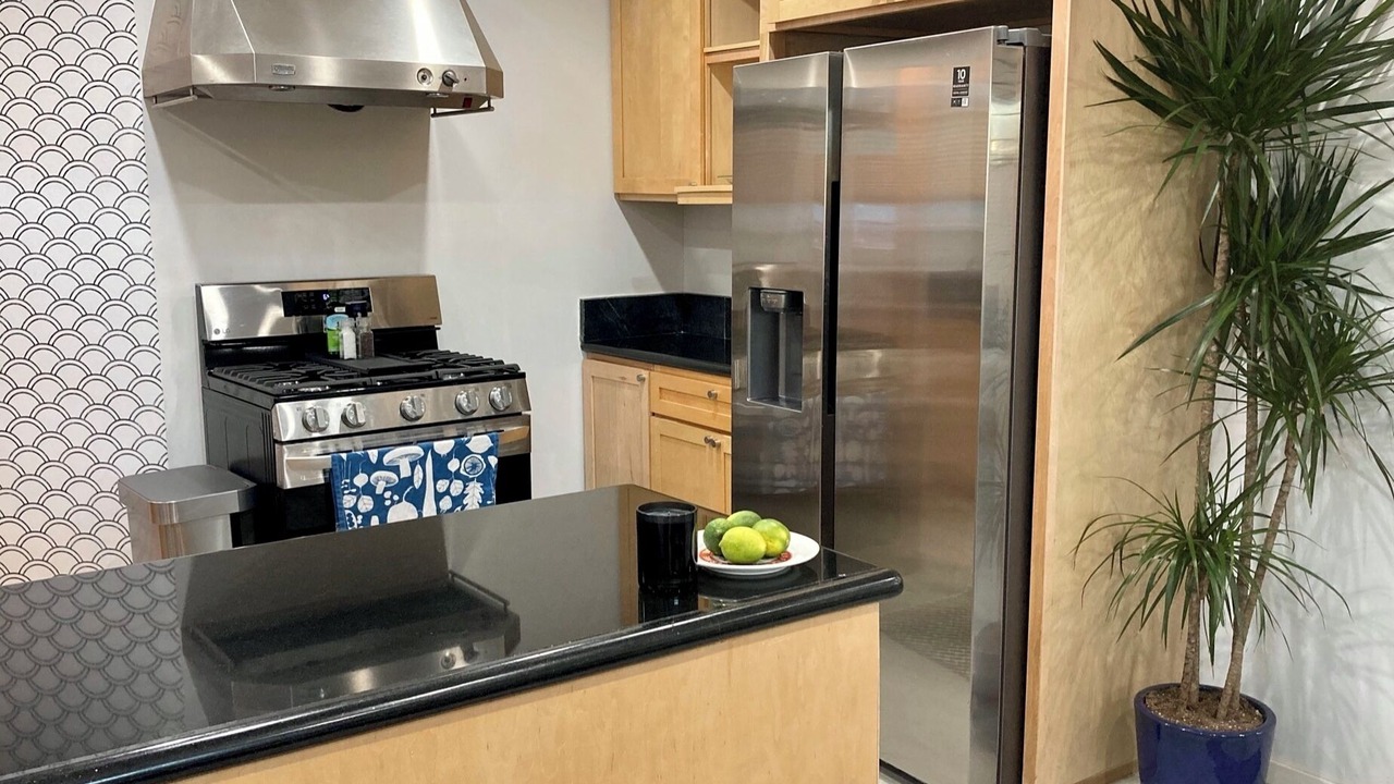 Photo of Kitchen in Mid-Wilshire