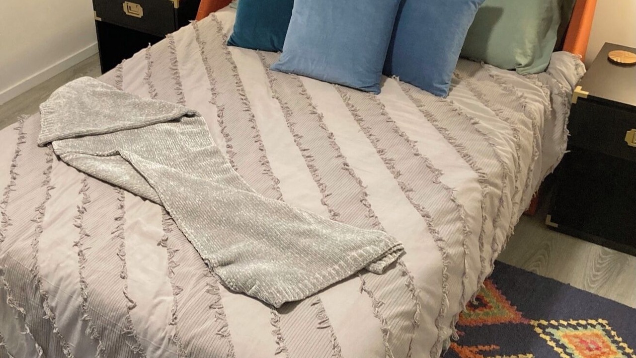 Photo of Bedroom in Mid-Wilshire