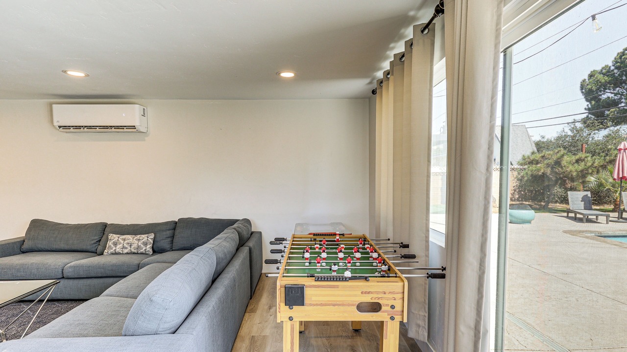Photo of Bedroom in Lakeside
