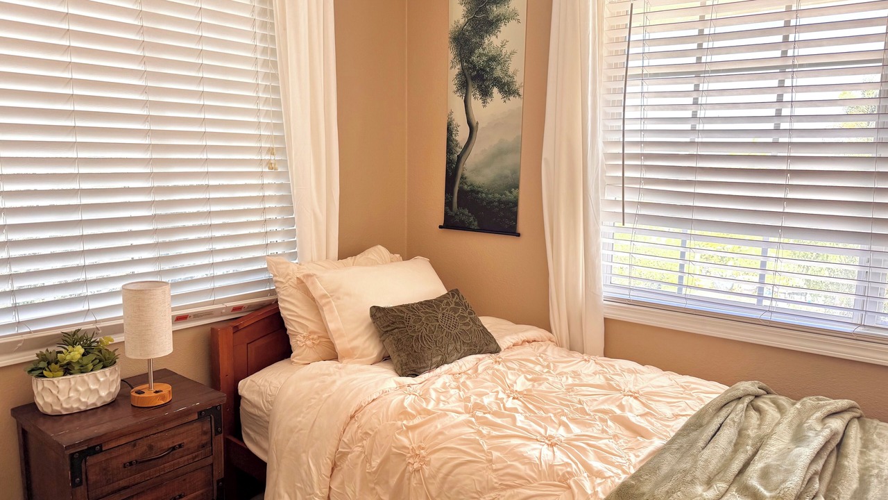 Photo of Bedroom in Walnut