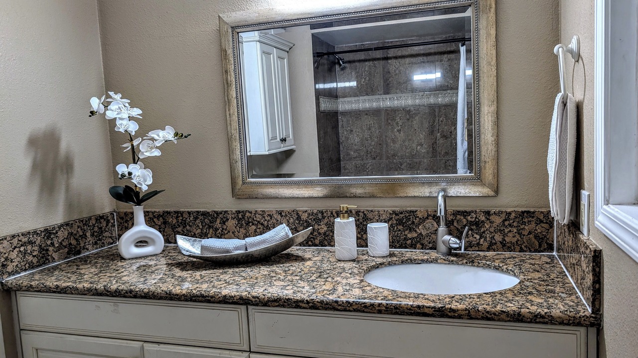Photo of Bathroom in Walnut