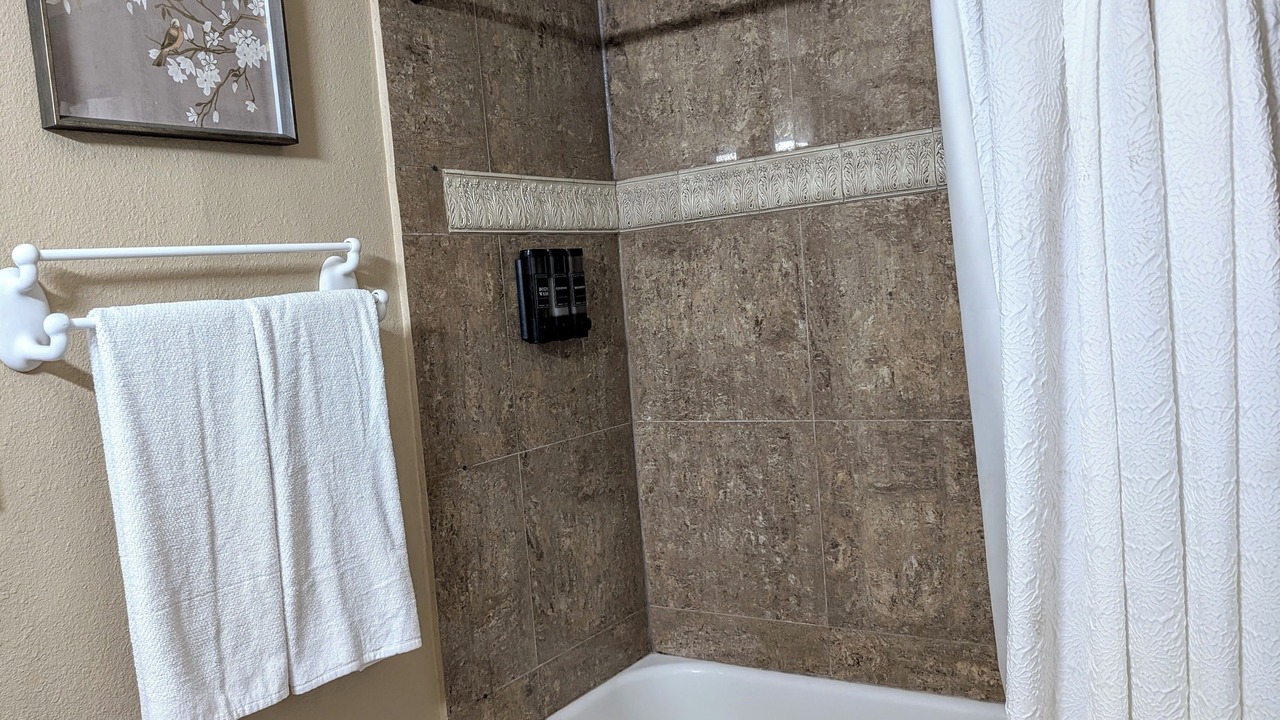 Photo of Bathroom in Walnut