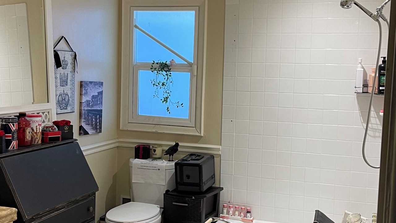 Photo of Bathroom in Encino