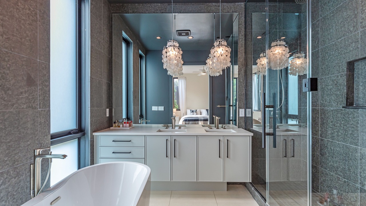 Photo of Bathroom in Central Malibu