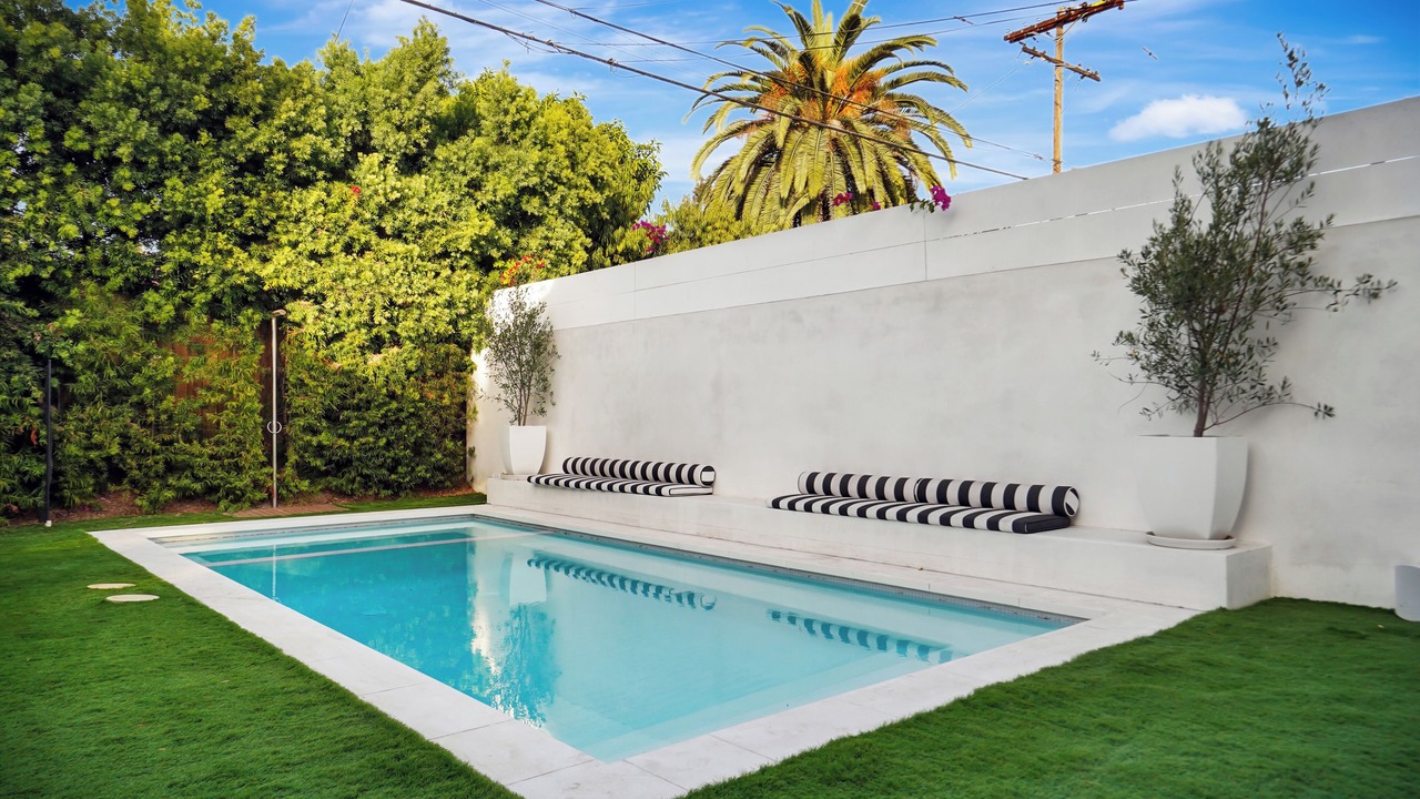 Photo of Outdoor in Beverly Grove