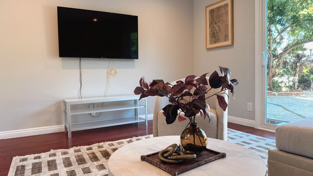Photo of Livingroom in Hacienda Heights