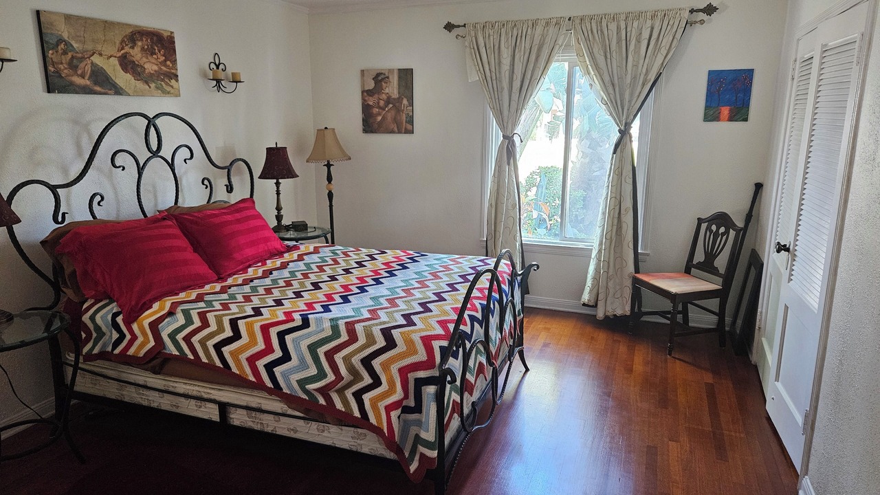 Photo of Bedroom in South Wrigley