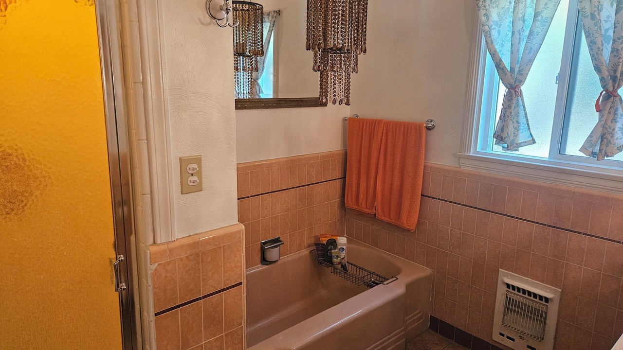 Photo of Bathroom in South Wrigley