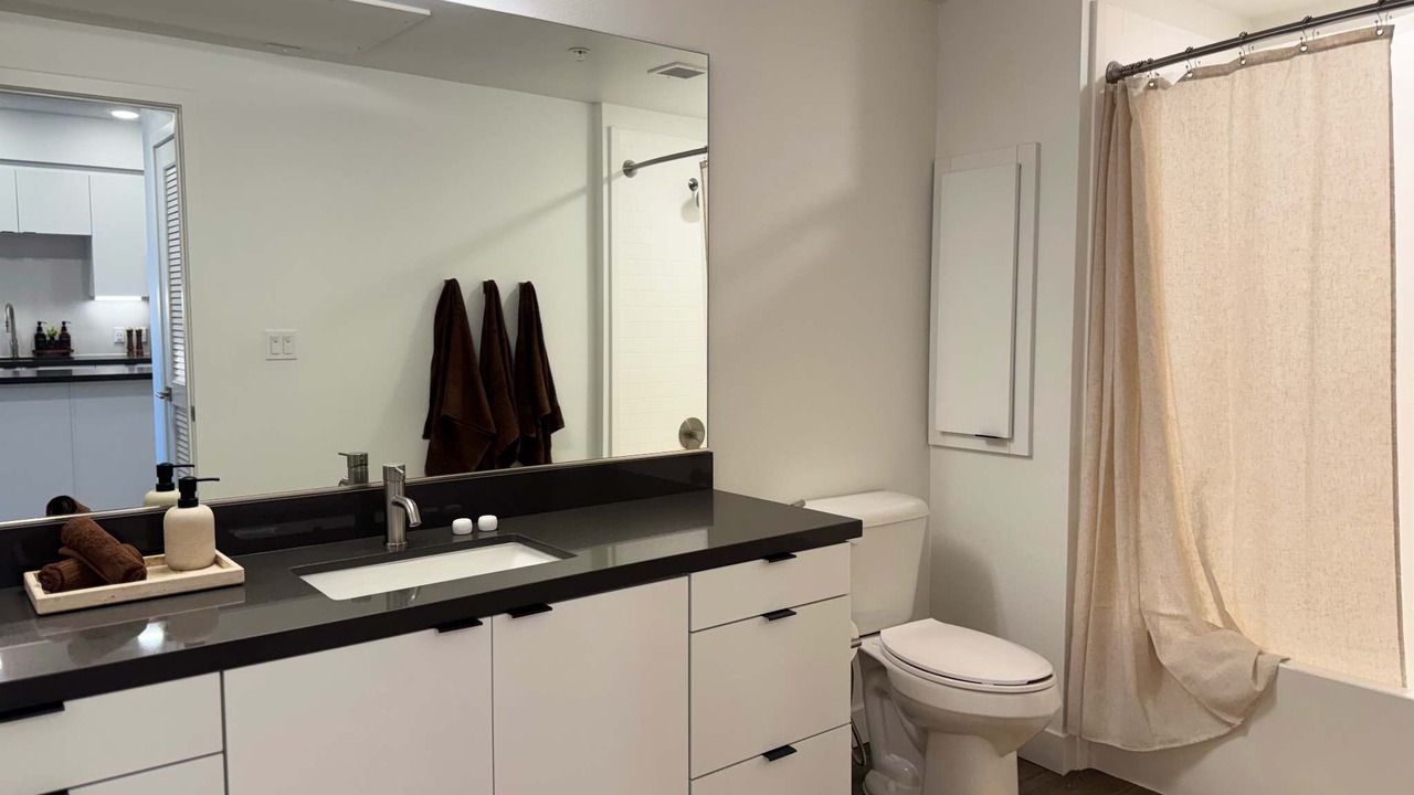 Photo of Bathroom in Lyon Street