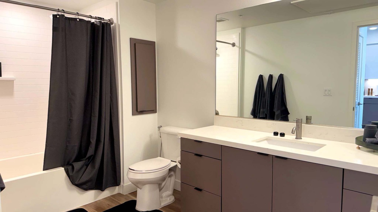 Photo of Bathroom in Lyon Street