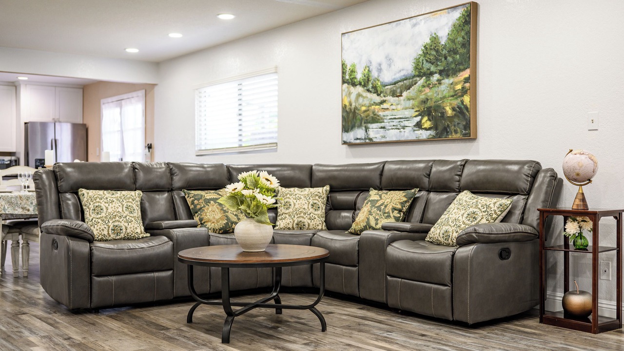 Photo of Livingroom in Rowland Heights