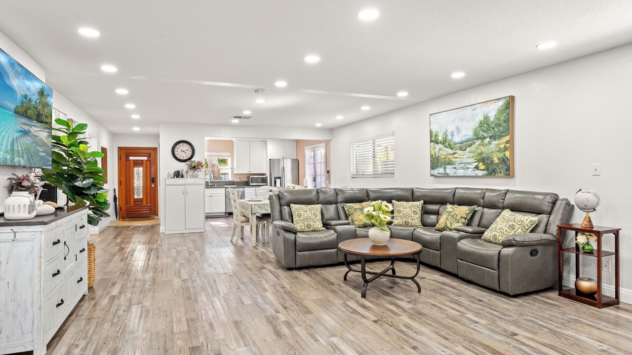 Photo of Livingroom in Rowland Heights