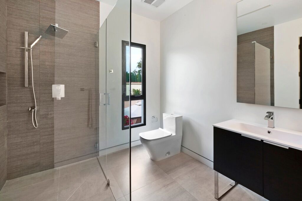 Photo of Bathroom in Melrose
