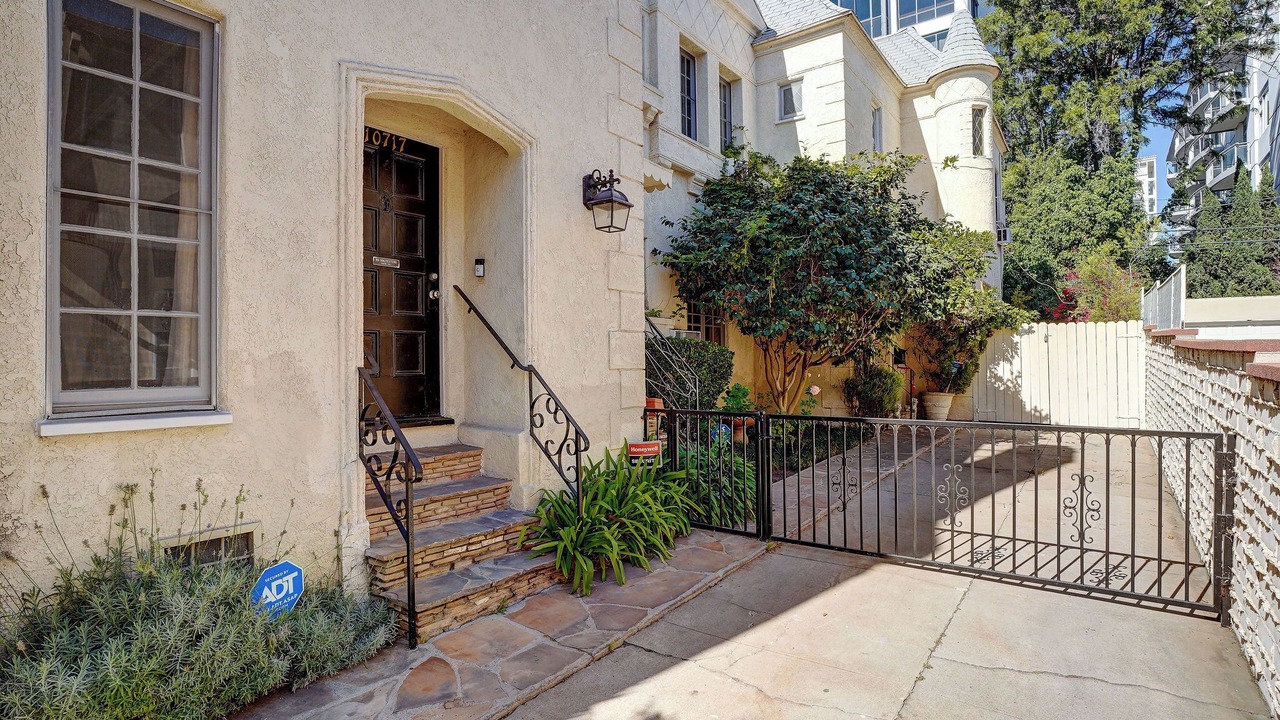 Photo of Outdoor in Westwood