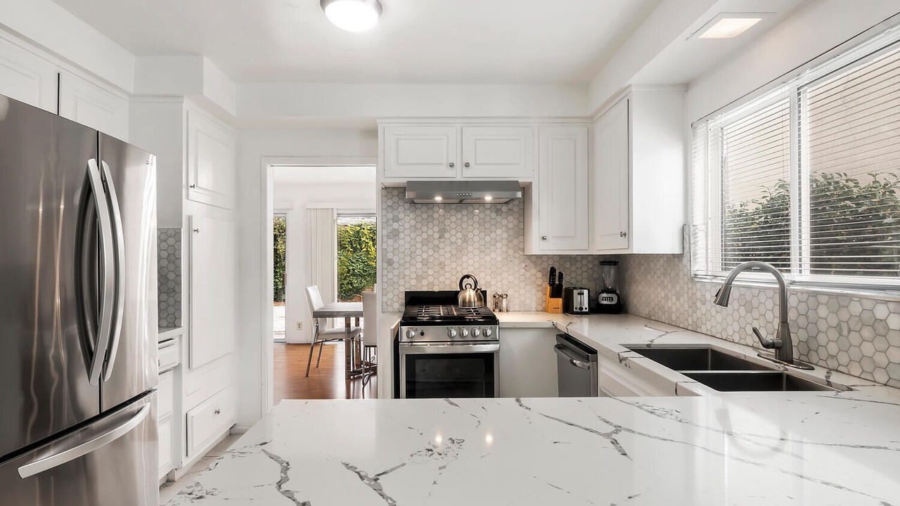 Photo of Kitchen in Valley Glen
