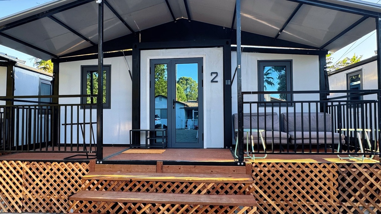 Photo of Patio Balcony in Valinda