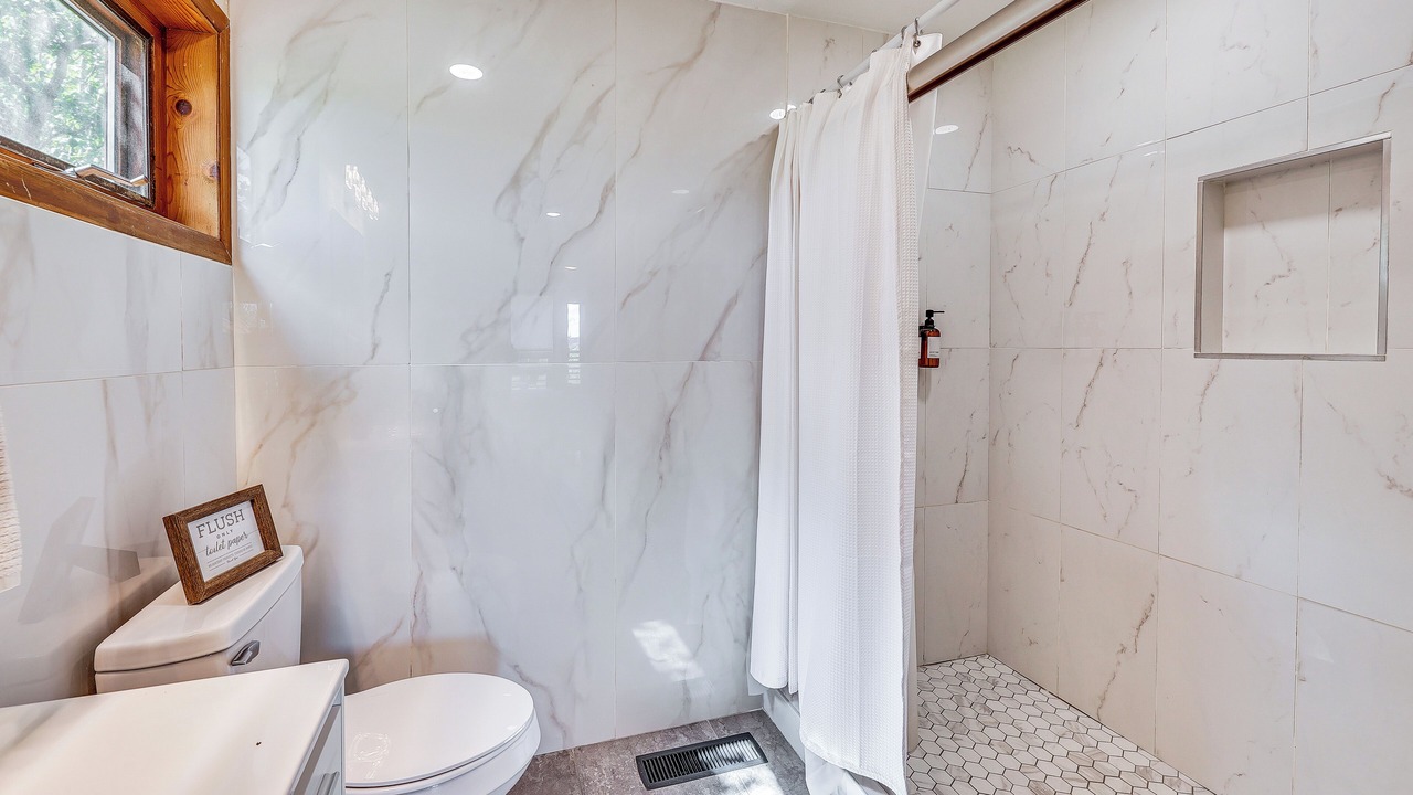 Photo of Bathroom in Murrieta