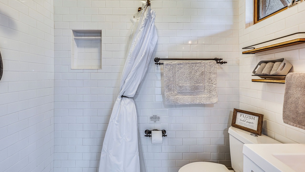 Photo of Bathroom in Murrieta