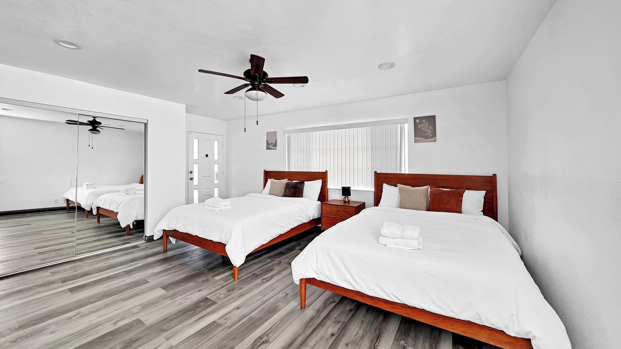 Photo of Bedroom in Midway City
