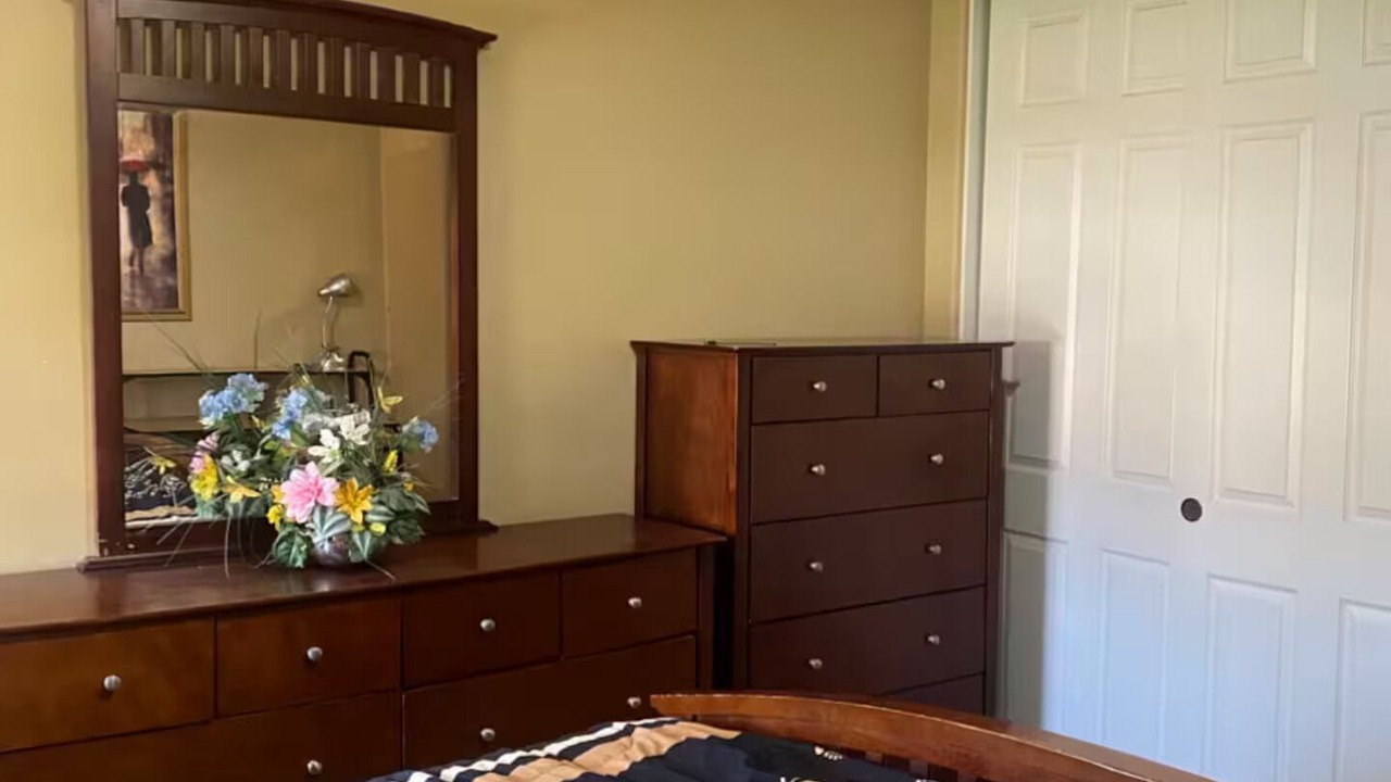 Photo of Bedroom in Alessandro Heights