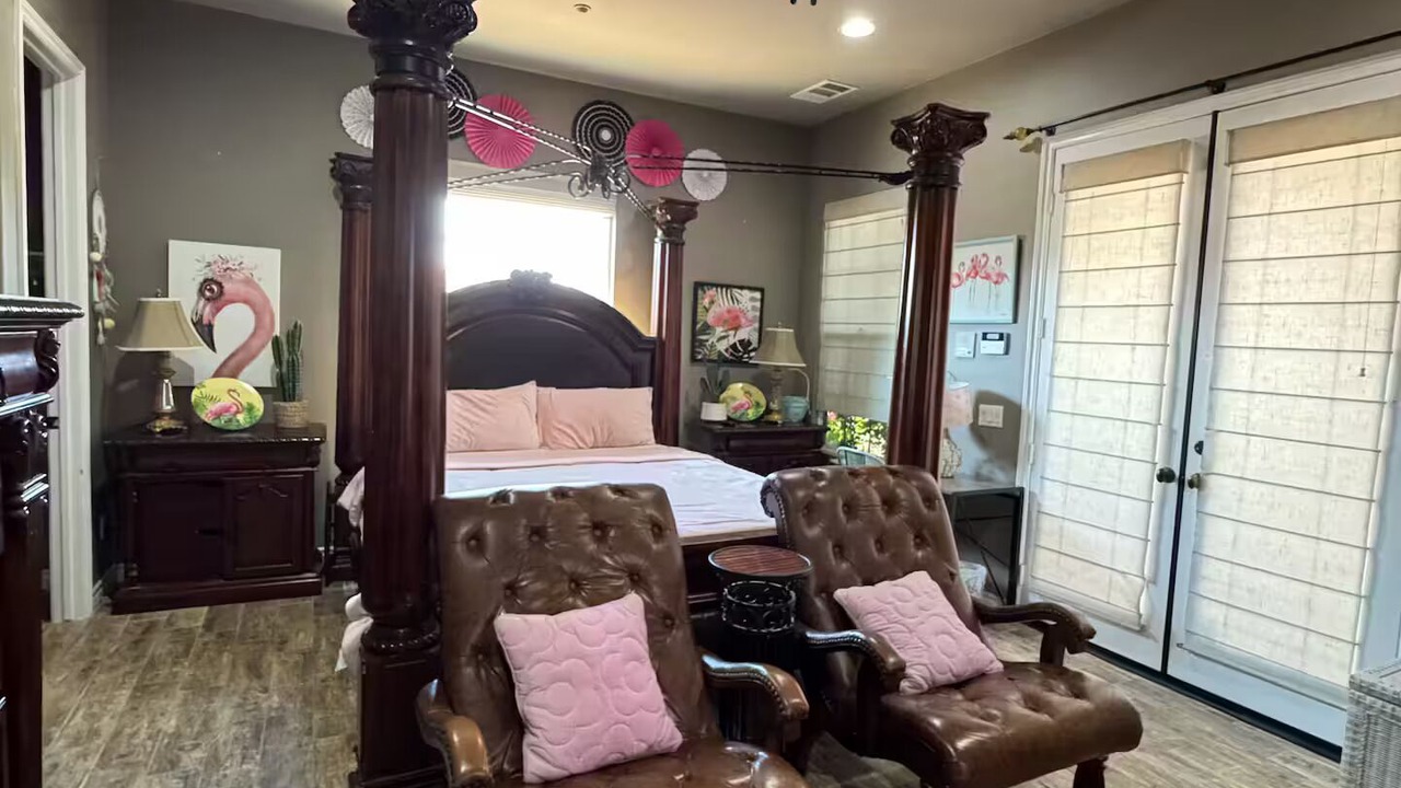 Photo of Bedroom in Alessandro Heights