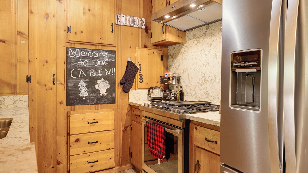 Photo of Kitchen in Phoenix Lake-Cedar Ridge