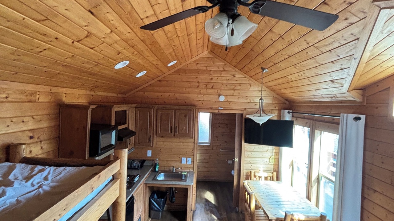 Photo of Bedroom in Willits