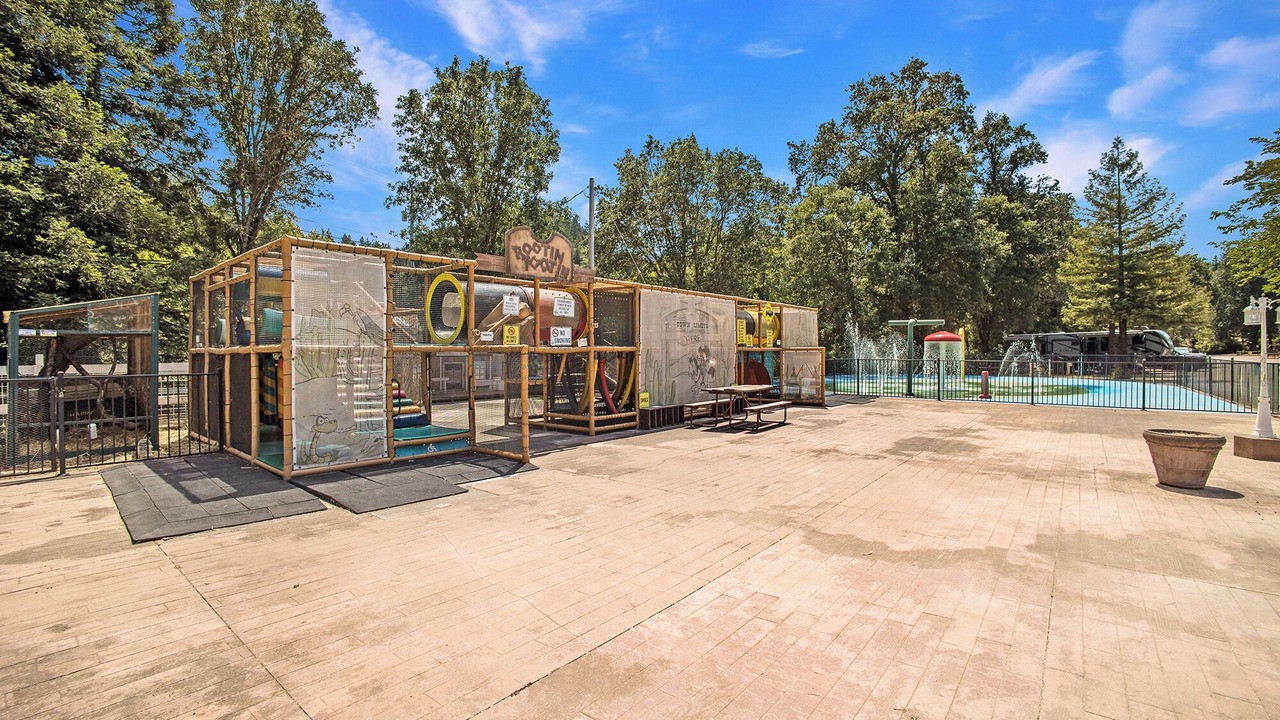 Photo of Outdoor in Willits