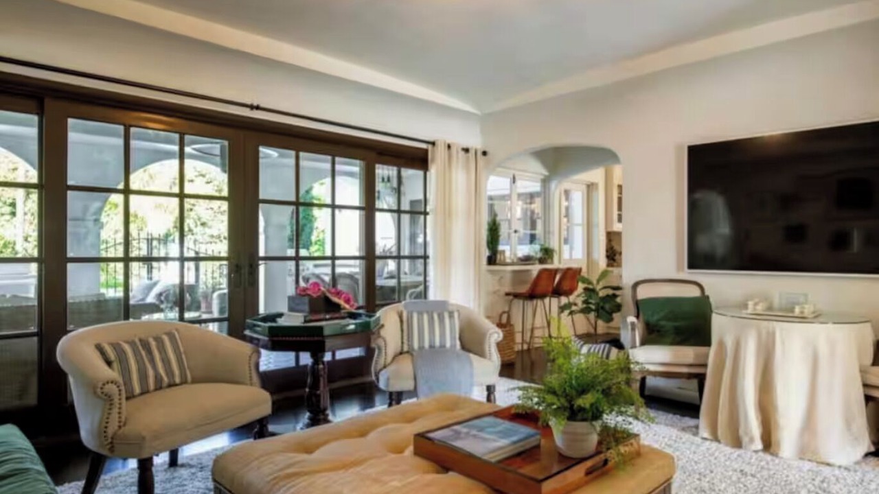 Photo of Livingroom in Windsor Square