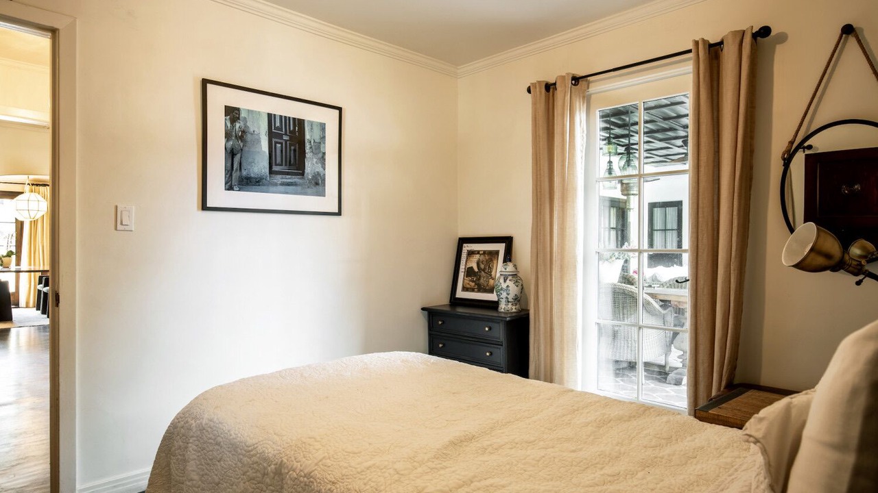 Photo of Bedroom in Windsor Square