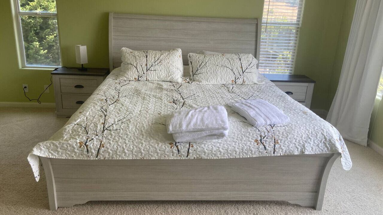 Photo of Bedroom in Salinas