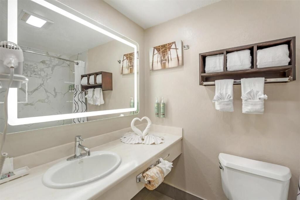 Photo of Bathroom in North Redondo