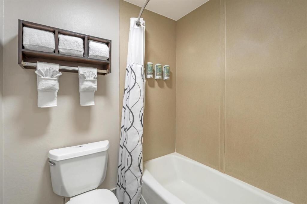 Photo of Bathroom in North Redondo