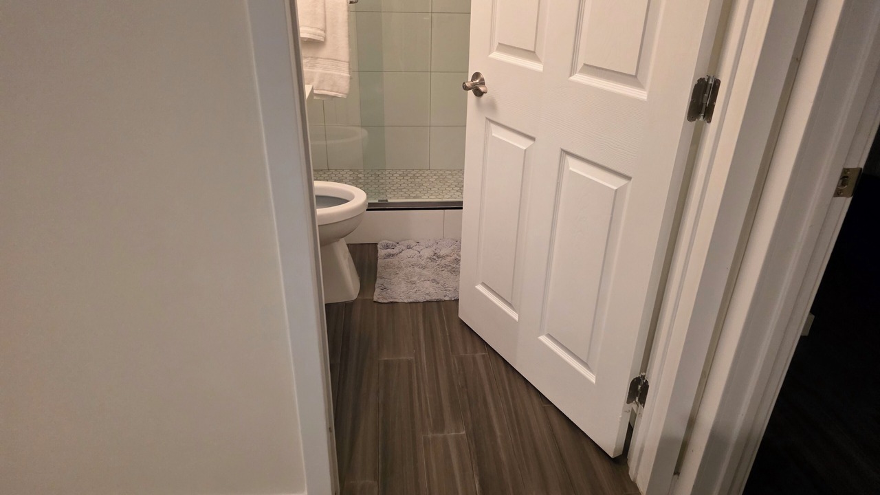 Photo of Bathroom in Thousand Oaks